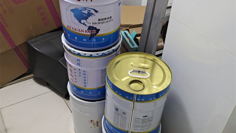 羽毛球场地地板漆开裂，问题可能出在基层处理上